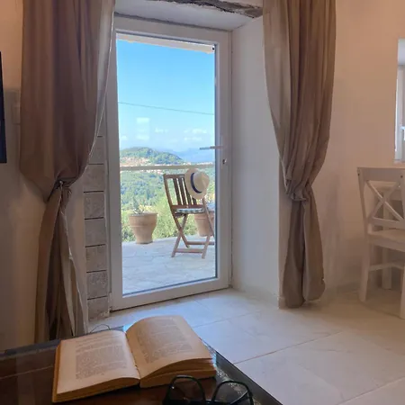 Dinateli House In Corfu - Live Like A Local